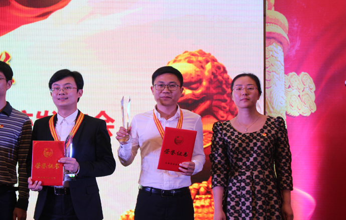 第一槍網(wǎng)CEO楊志軍榮獲第五屆“南昌青年五四獎章”